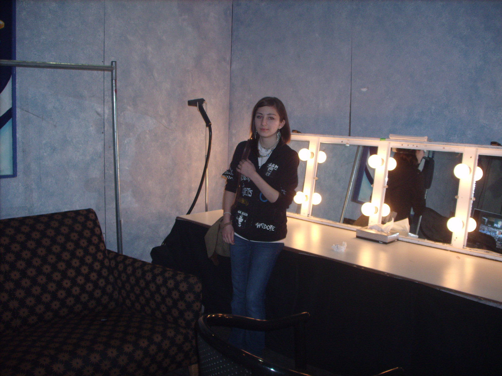 Therese backstage in the dressing room of the Hilton (Atlantic City NJ) Photo: Marion Sadge - webmaster of TomSadge.com