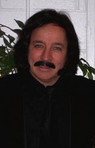 Engelbert Humperdinck impersonator Tom Sadge did not perform as Engelbert for The Next Best Thing: Who's the Greatest Celebrity Impersonator. However, he a top entertainer who is available for YOUR next party, convention or special event