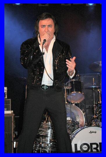 The Next Best Thing: Who is the Greatest Celebrity Impersonator? celebrity impersonator Tom Sadge performs in Neil Diamond black jacket.