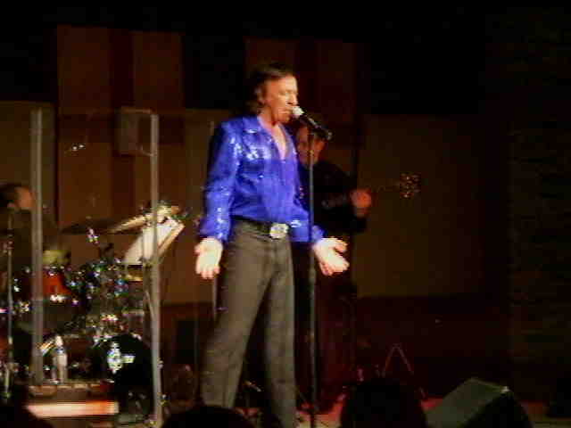 Tom Sadge performs live with band - 2008. Photo: Tom Ziber
