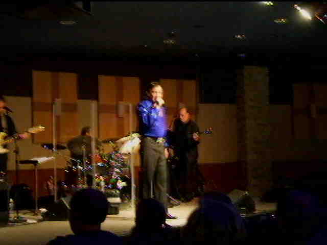 Tom Sadge performs live with band - 2008. Photo: Tom Ziber