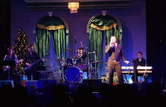 Tom Sadge and Neil Diamond tribute band in CT theater.